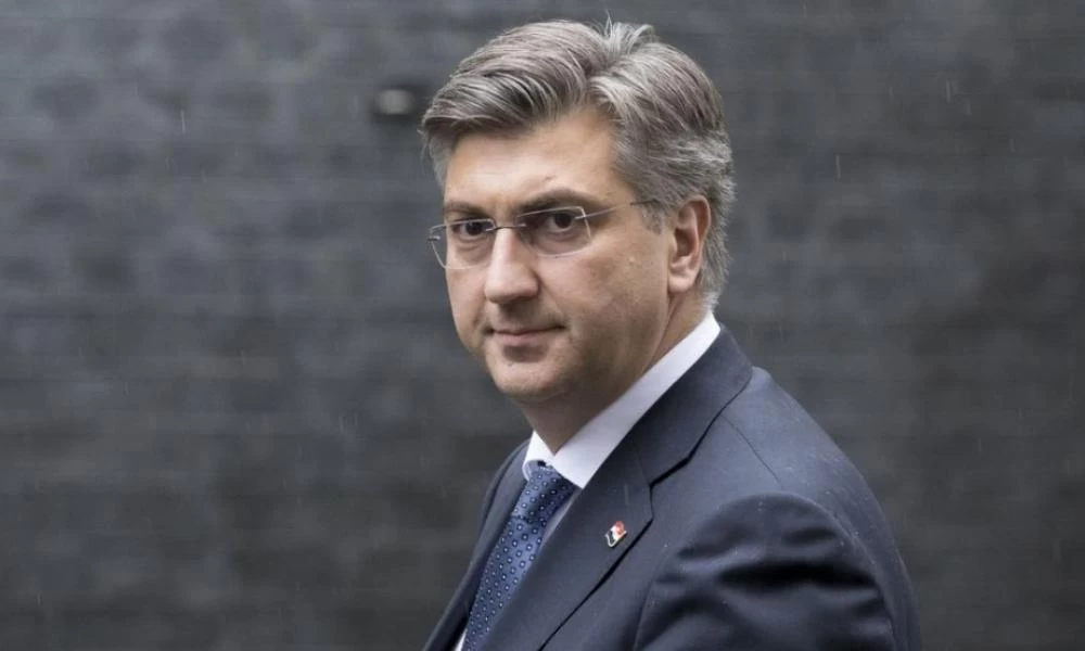 Πλένκοβιτς: Υπέρ του πιστοποιητικού εμβολιασμού ο πρόεδρος της Κροατίας